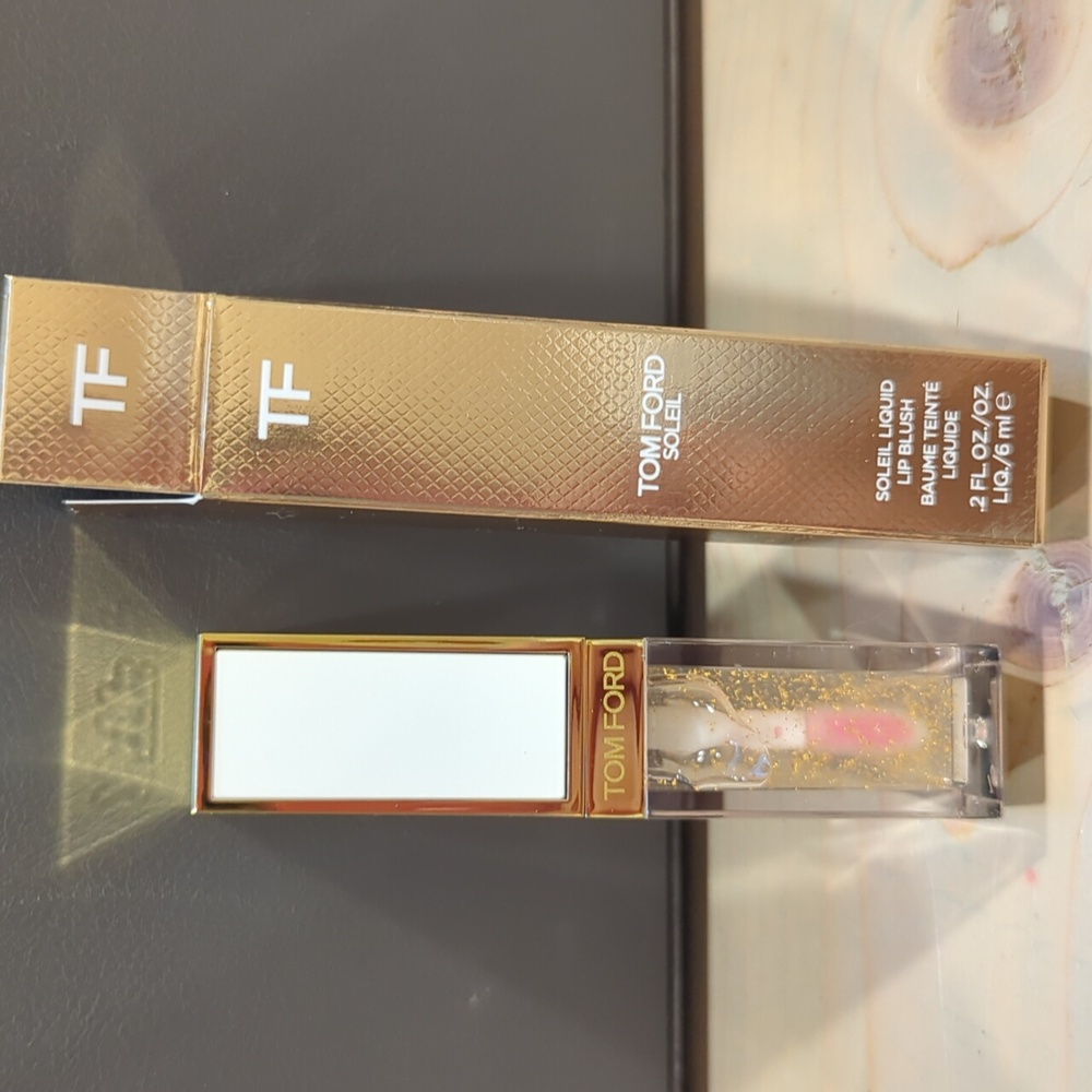 Tom Ford Soleil Liquid Lip Blush - Picture 2 of 2